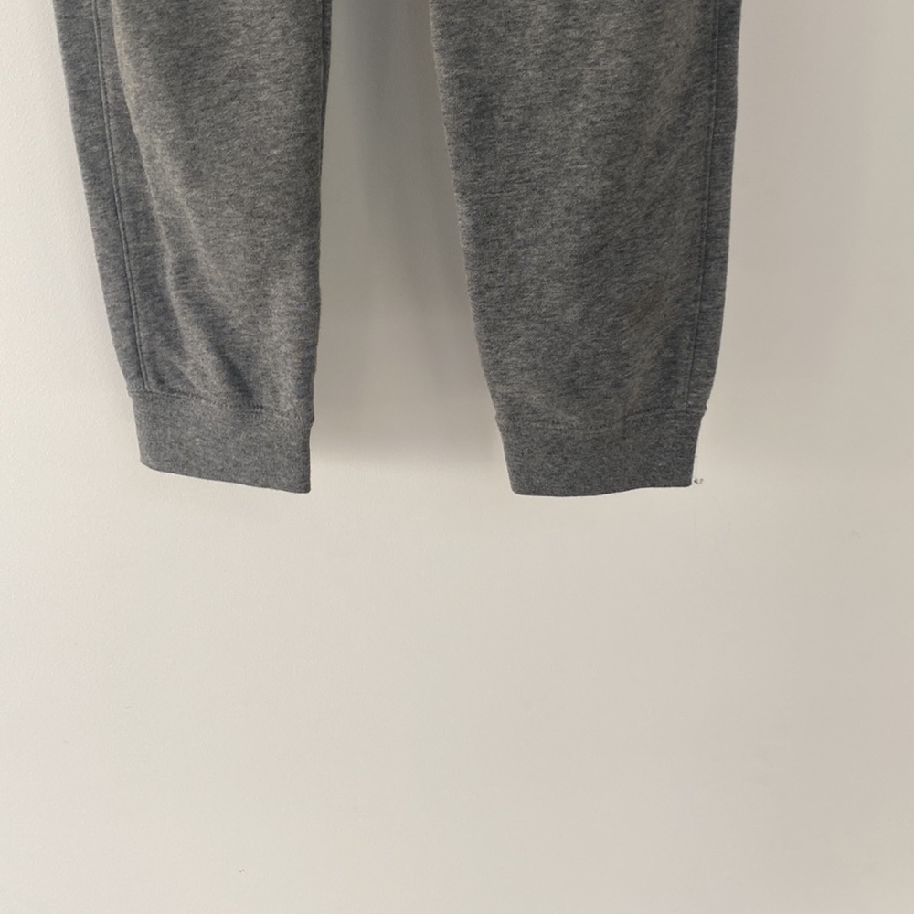 Grey Nike sweatpants - Picture 4 of 4